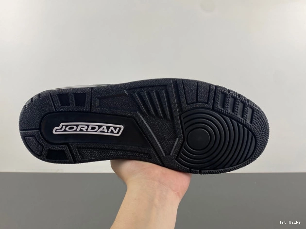 Black Air CT8532-001 Jordan 3 Cat 0703